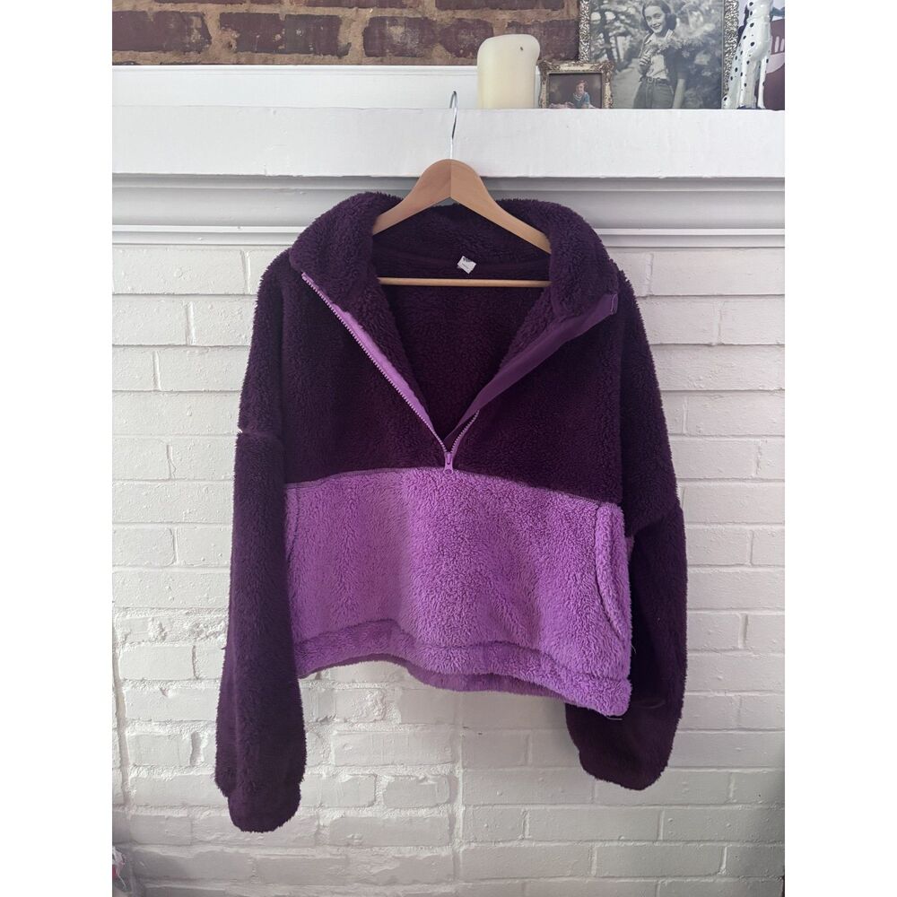Parade Fleece Pullover
